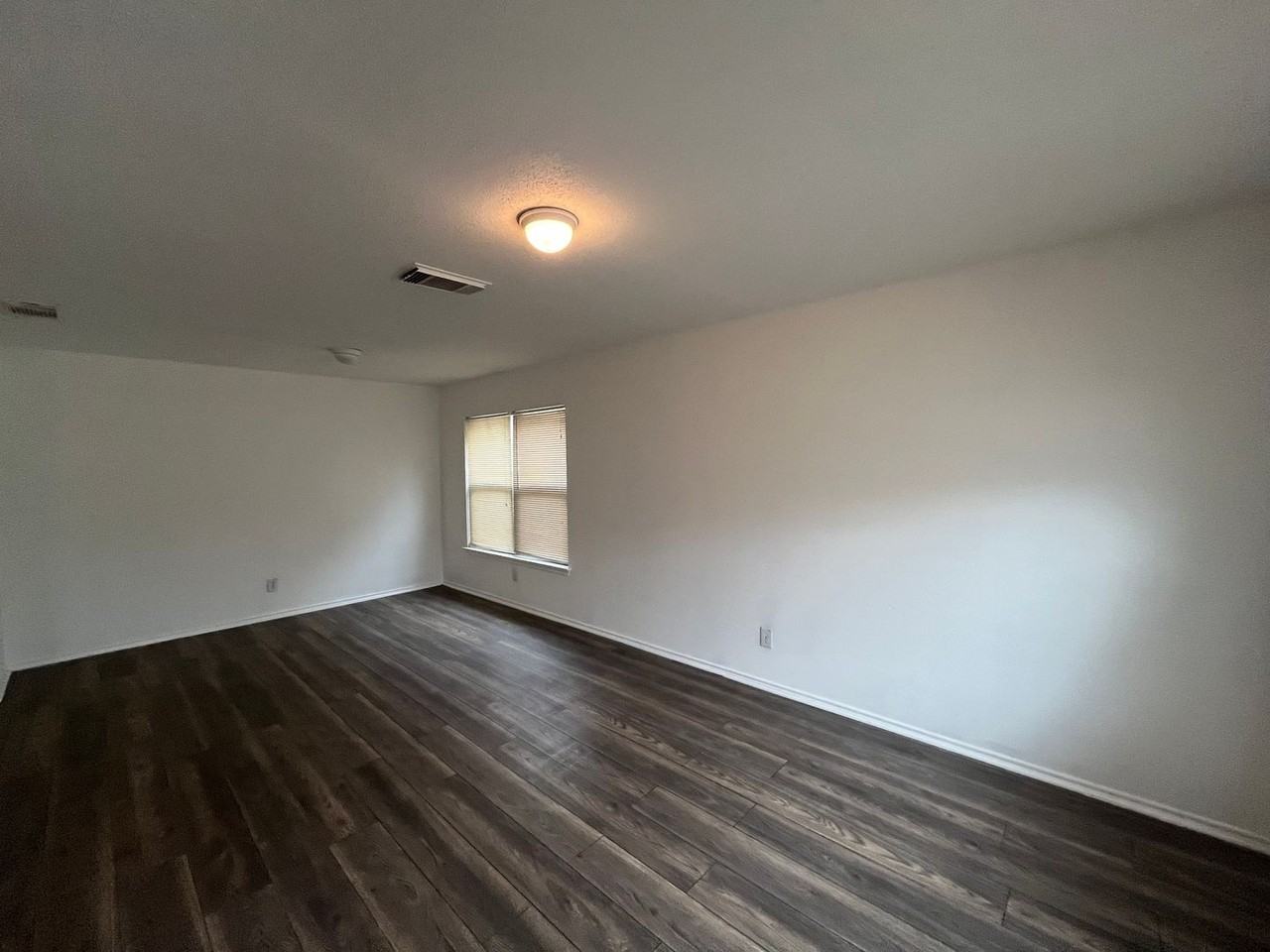 8419 Manderly Pl - Photo 4 of 35