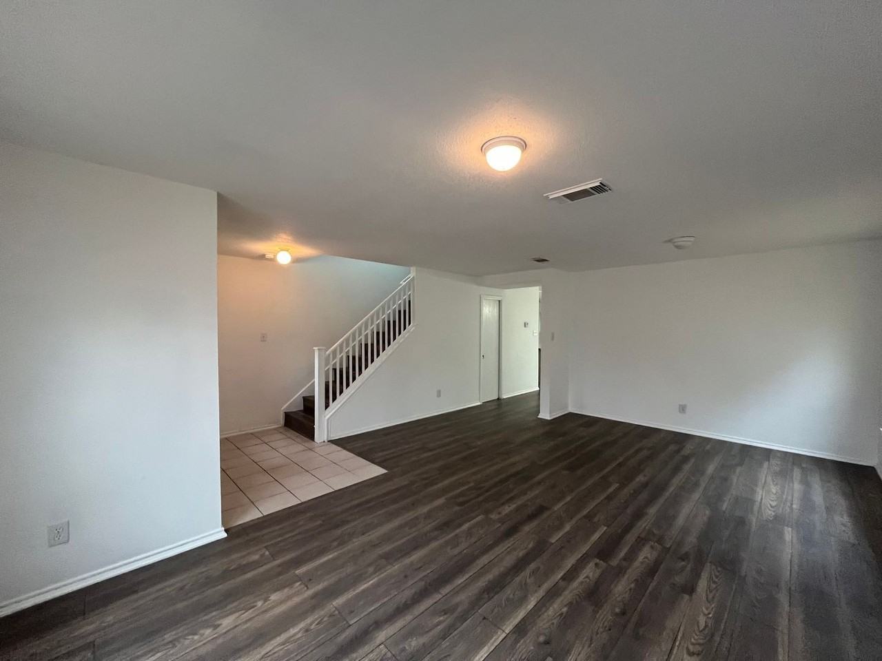 8419 Manderly Pl - Photo 5 of 35