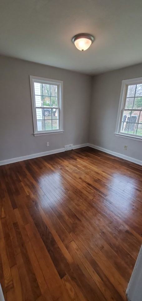 831 Ferndale Ave - Photo 3 of 6