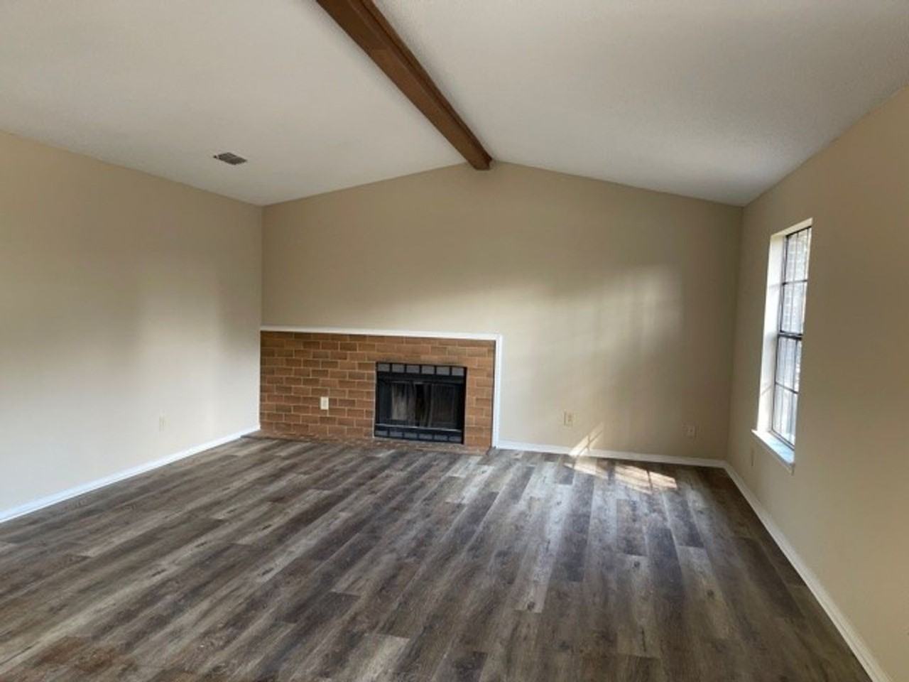 5706 Green Hill Ct - Photo 2 of 13