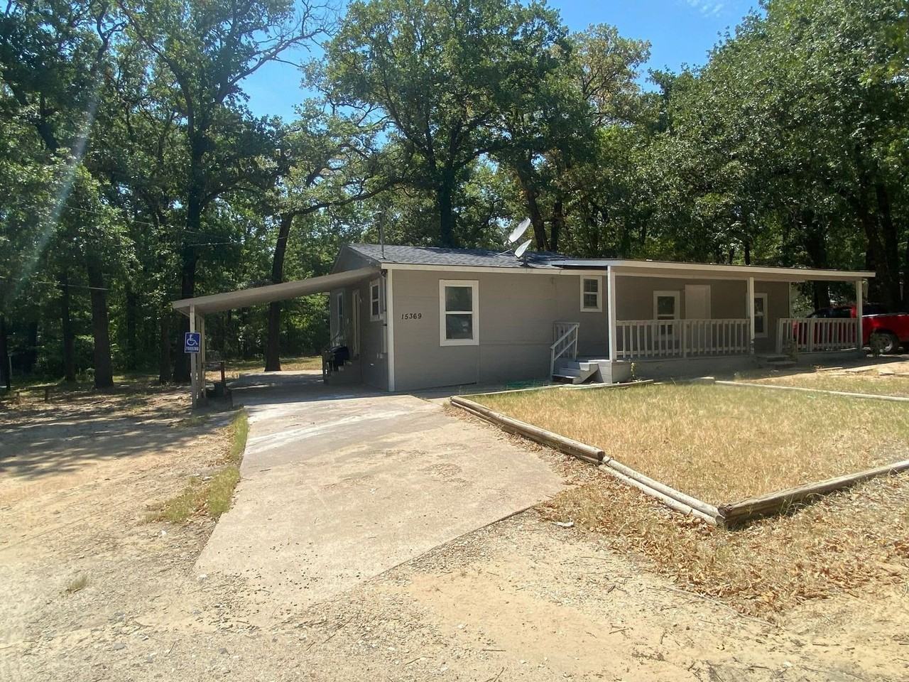 15369 Flud Rd - Photo 3 of 16