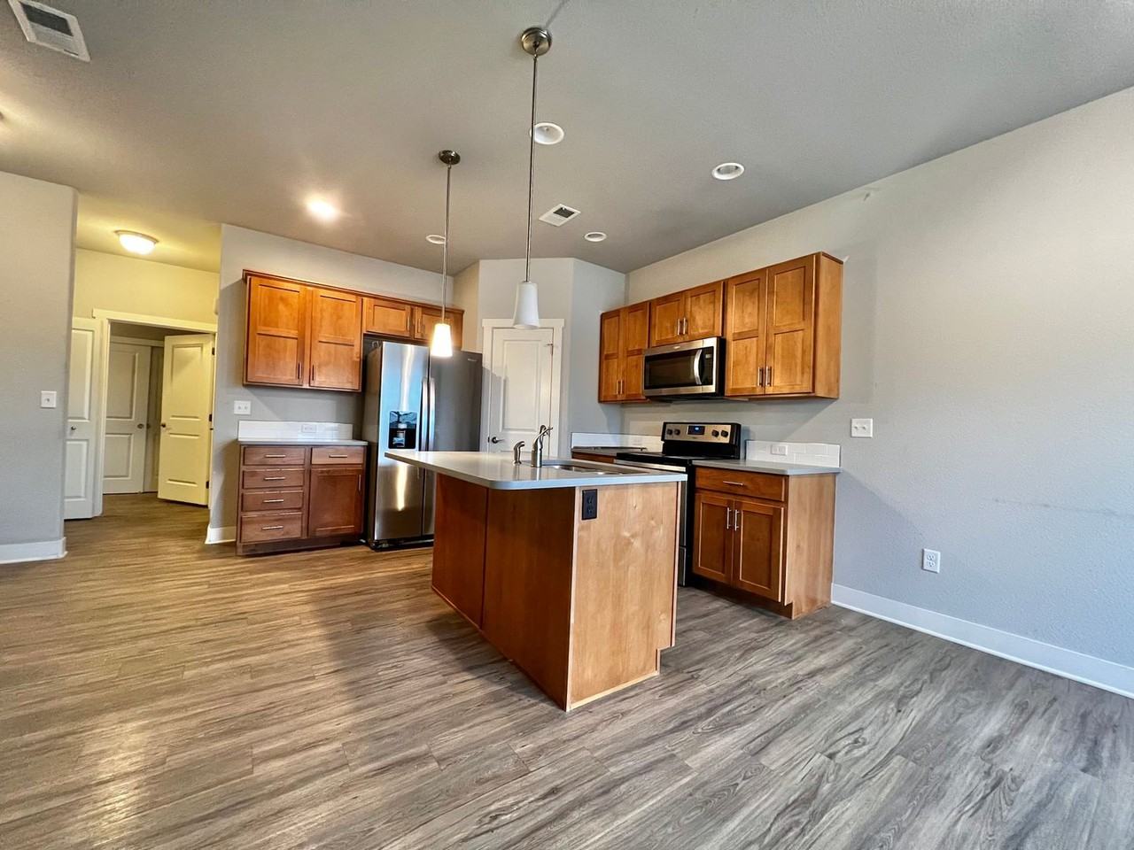 6460 Orchard Park Dr #2 - Photo 2 of 22