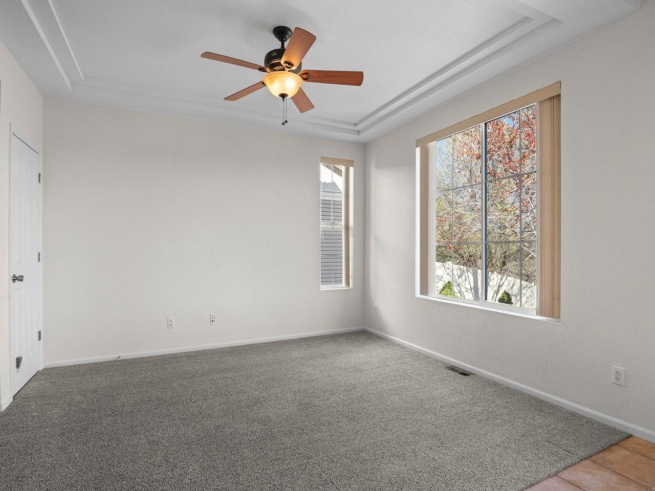 5249 Cherrywood Ln - Photo 4 of 19