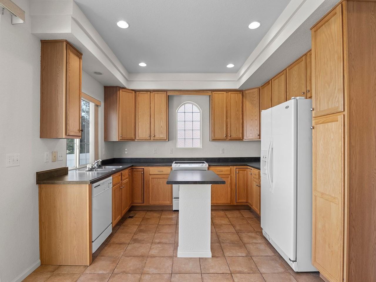 5249 Cherrywood Ln - Photo 7 of 19