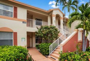 6605 Huntington Lakes Cir - Photo 1 of 1