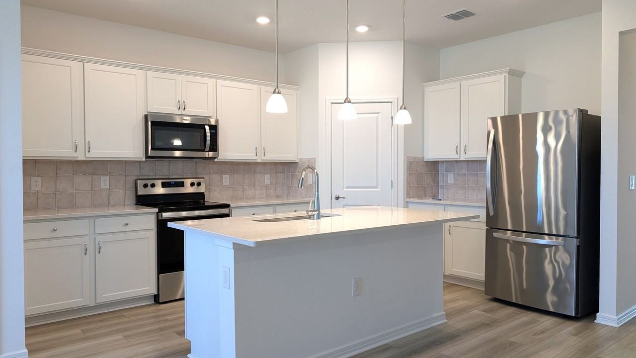 8479 Sw 52nd Lane Rd - Photo 3 of 12