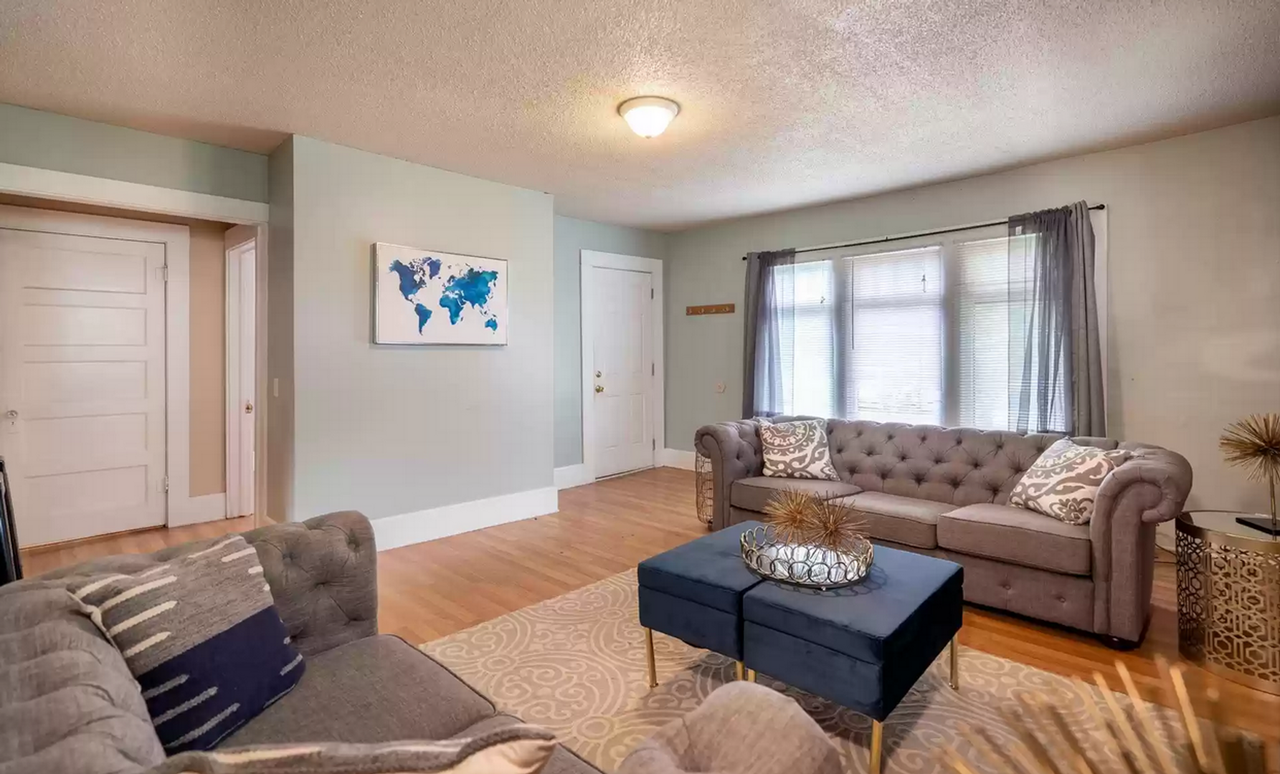 270 E 16th Ave - Photo 5 of 14