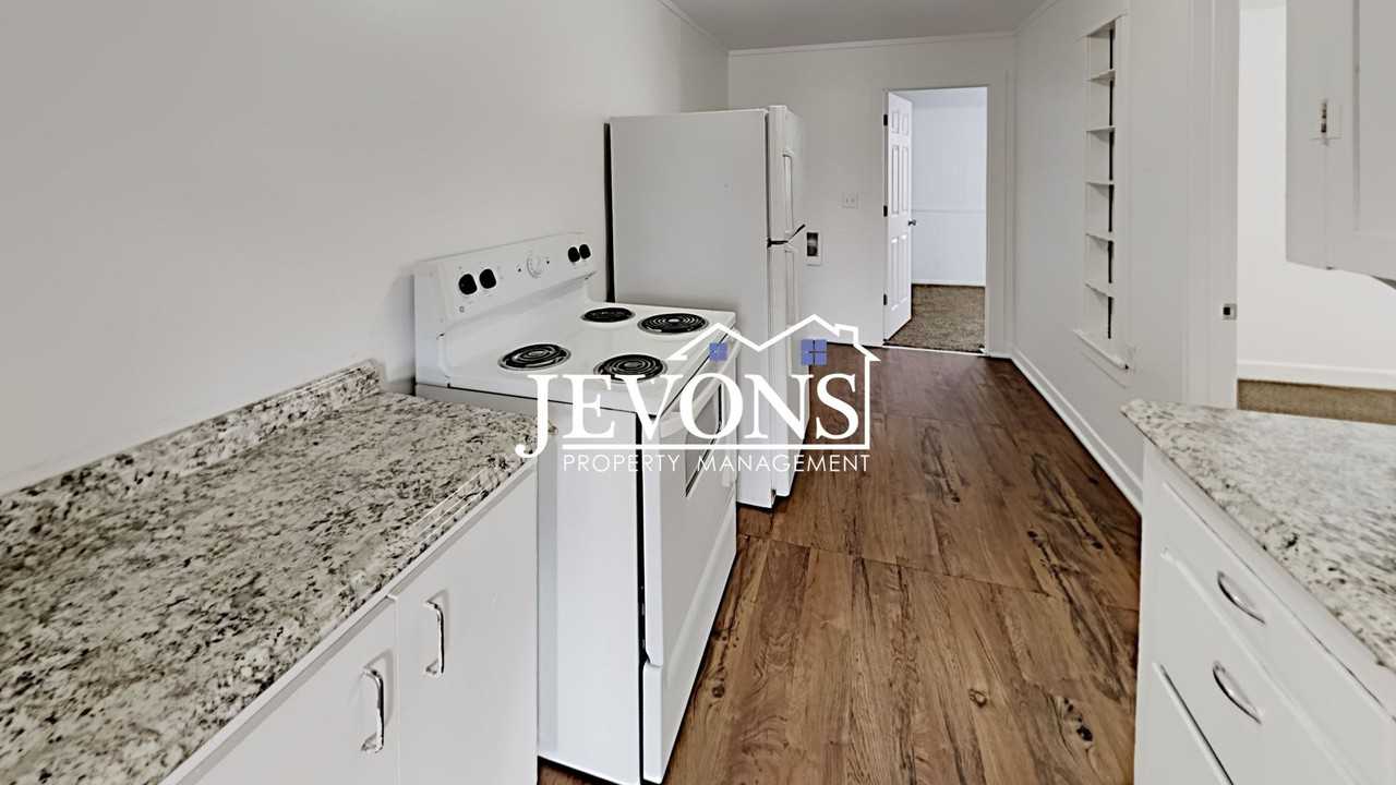 201 N 6th St Yakima, WA 98901 - Photo 3 of 24