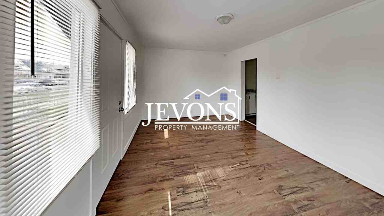 201 N 6th St Yakima, WA 98901 - Photo 4 of 24