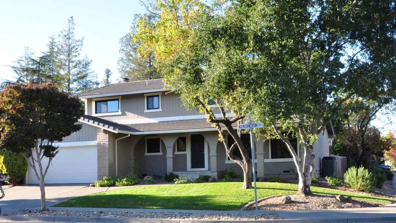 3375 Kensington Cir - Photo 3 of 27