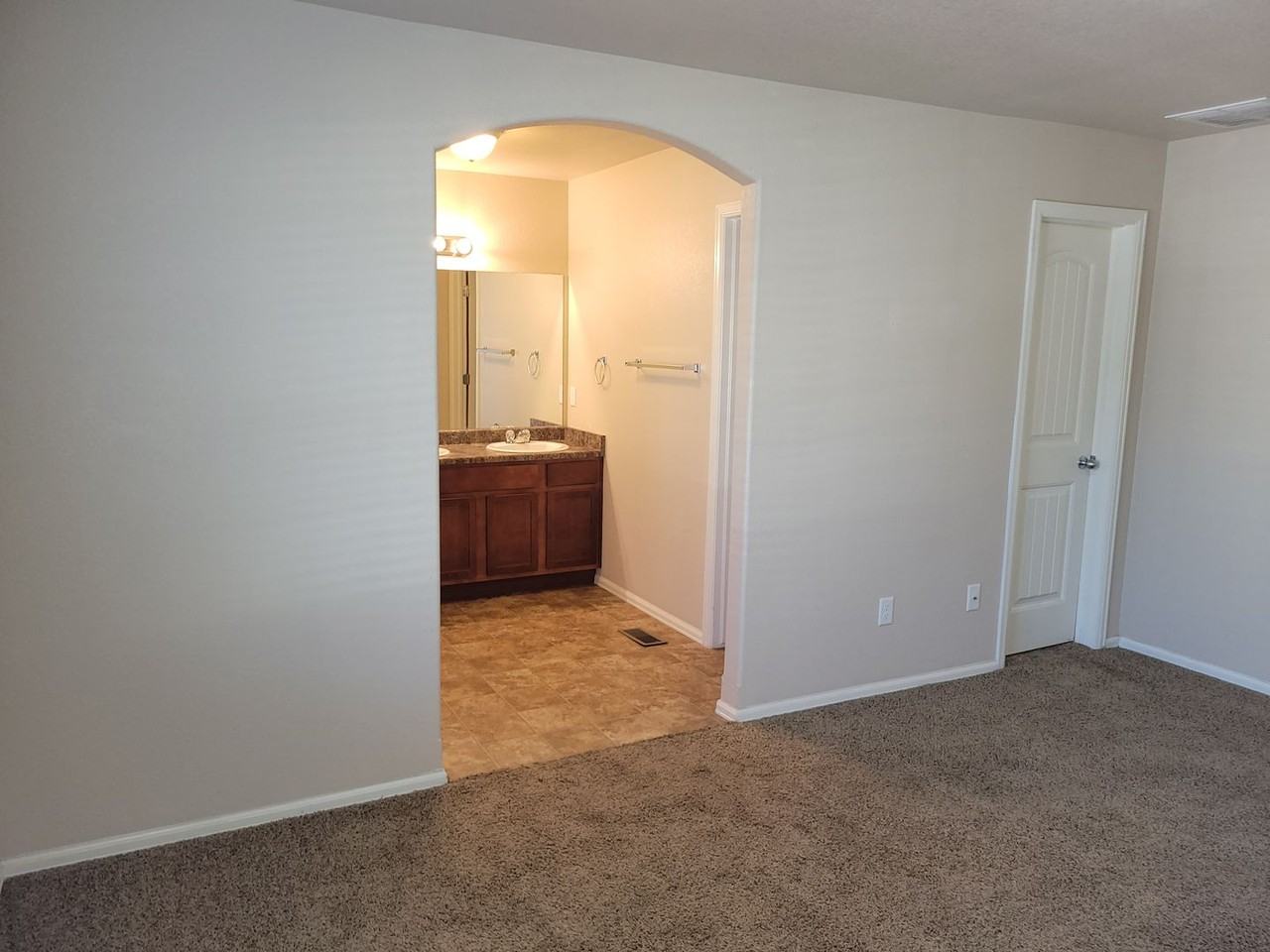 3063 Harpy Grv - Photo 7 of 15