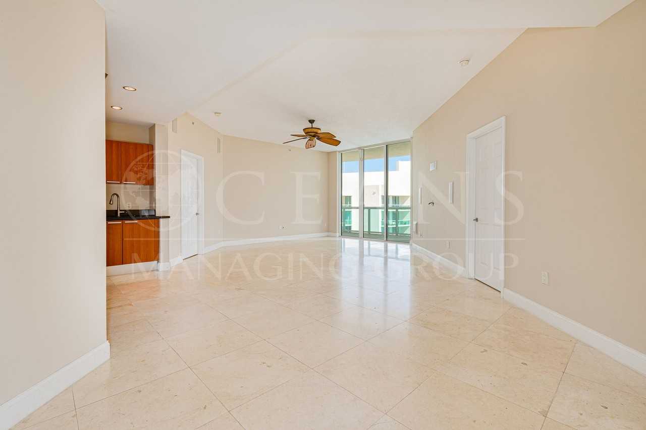 231 Riverside Dr #2606 - Photo 4 of 50