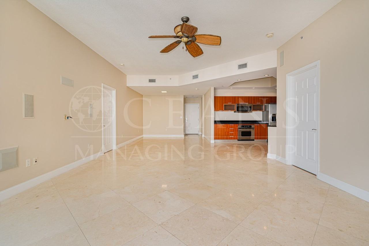 231 Riverside Dr #2606 - Photo 5 of 50