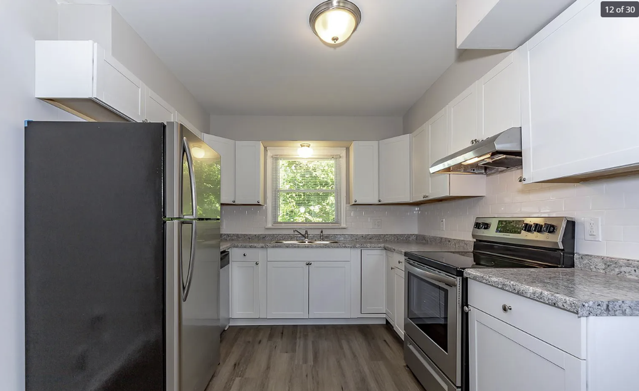 10619 Richmond Ave - Photo 3 of 12