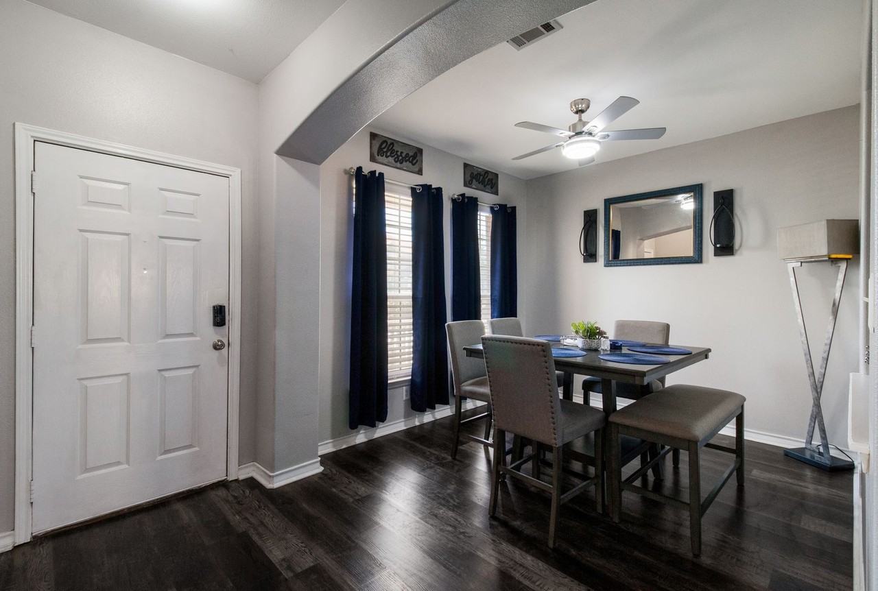 9623 Summer Vail - Photo 6 of 23