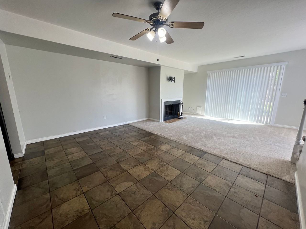 831 Summer Tree Dr - Photo 3 of 10