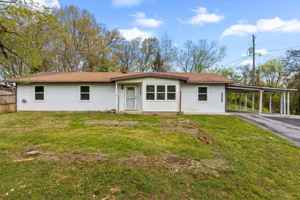 featured image of 2205 Island Blvd