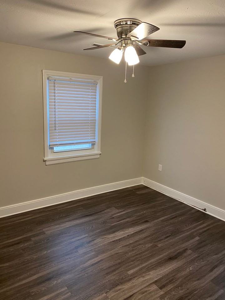 1412 Winder St - Photo 2 of 10