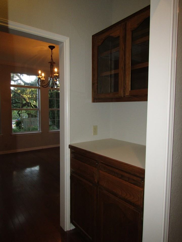 10602 Cranford Ct - Photo 6 of 39