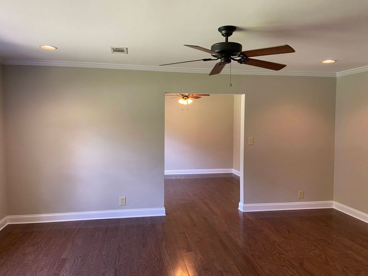 24 Holliday Dr - Photo 6 of 36