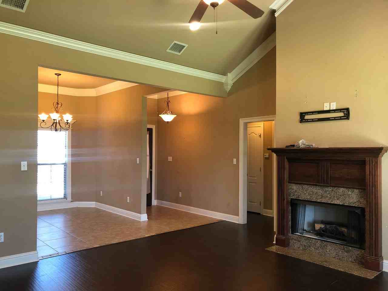 514 Fox Cv - Photo 6 of 17