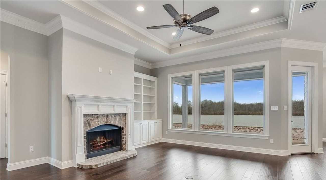 1119 Calle Lago Ct - Photo 3 of 11