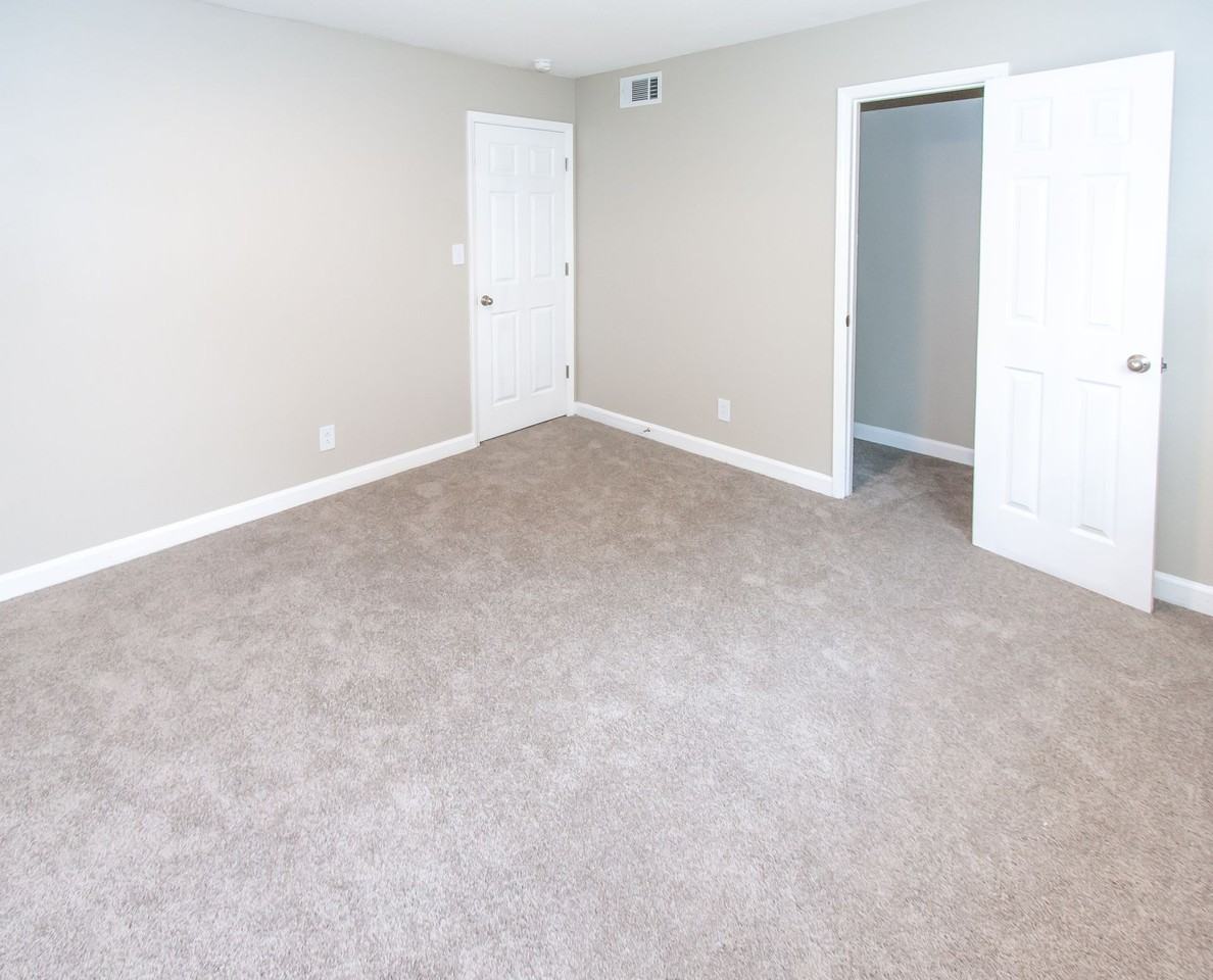 Newly Renovated Beautiful 2 Bedroom in Mount Holly! 1 MONTH FREE ON 13 MONTH LEASE! - Photo 3 of 14