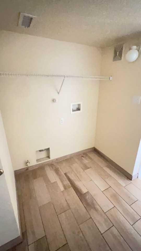 8401 Winter Sage Rd Sw - Photo 7 of 12