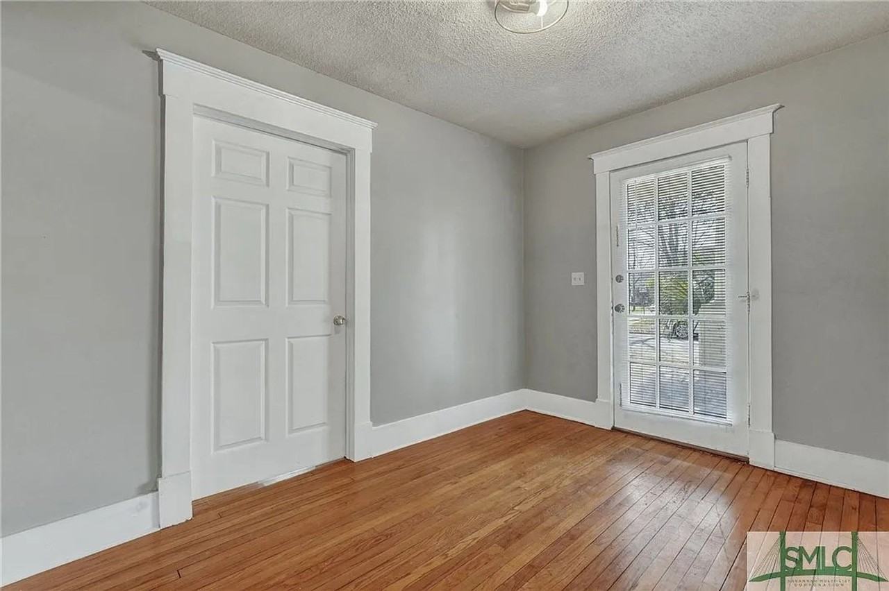 914 & 916 E 34th Street - Photo 5 of 35