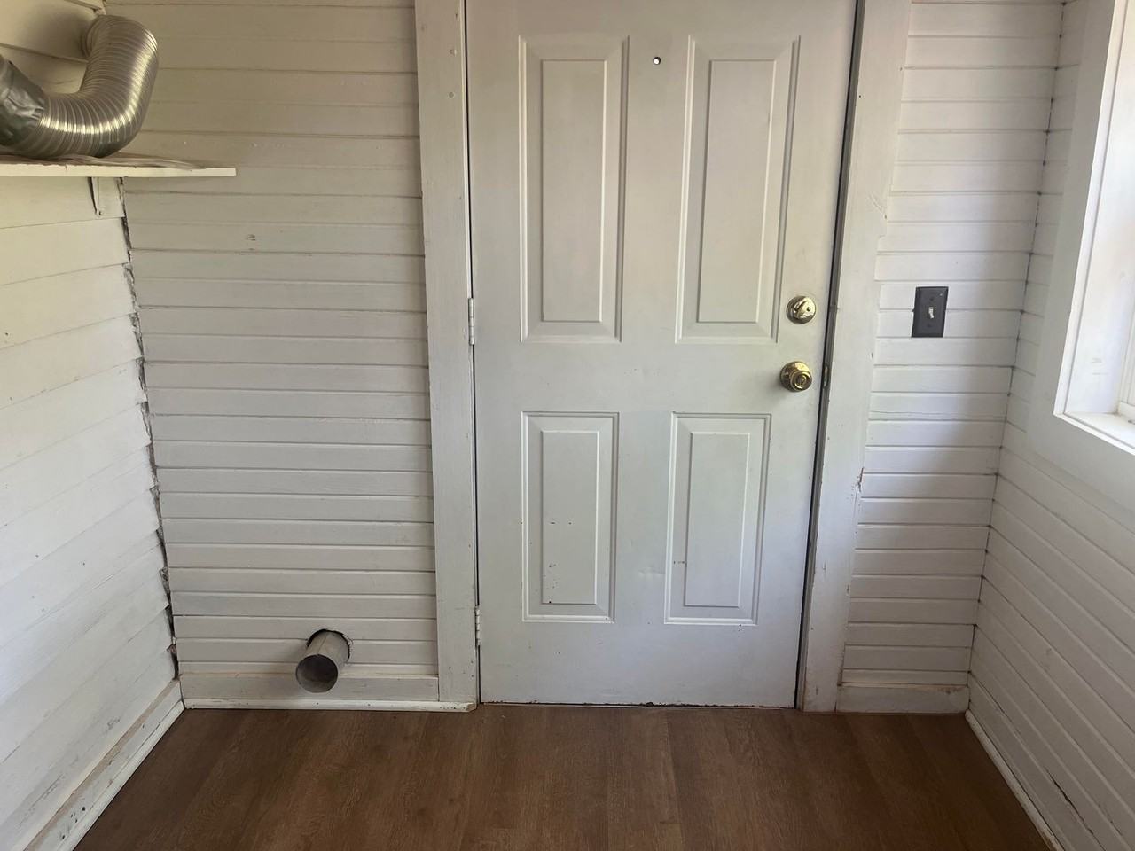 702 Avenue 1 Ne - Photo 3 of 8