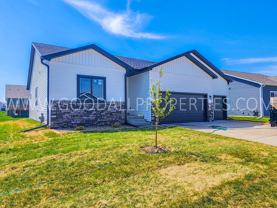 650 Nw Rosemont Dr - Photo 1 of 1