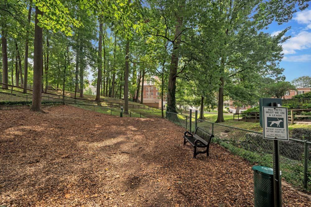 8305 16th St - Photo 6 of 50