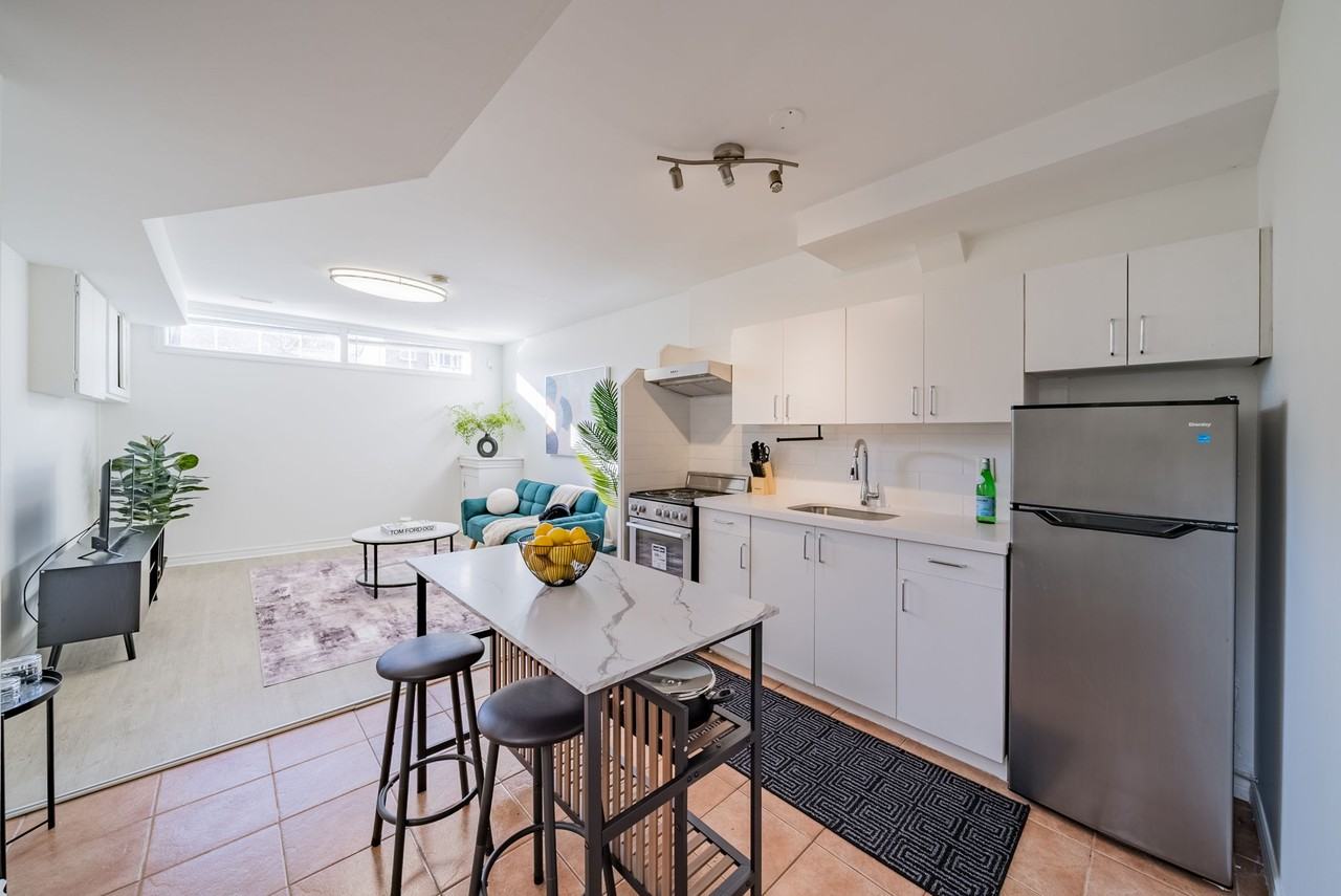 207 Cabot Street - Photo 2 of 12