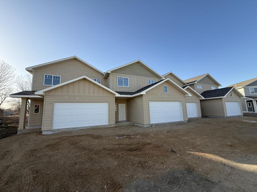 1537 Ohana Ave - Photo 2 of 25