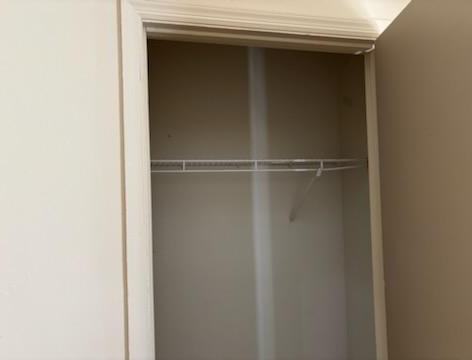 4325 Lincolndale Dr - Photo 5 of 10