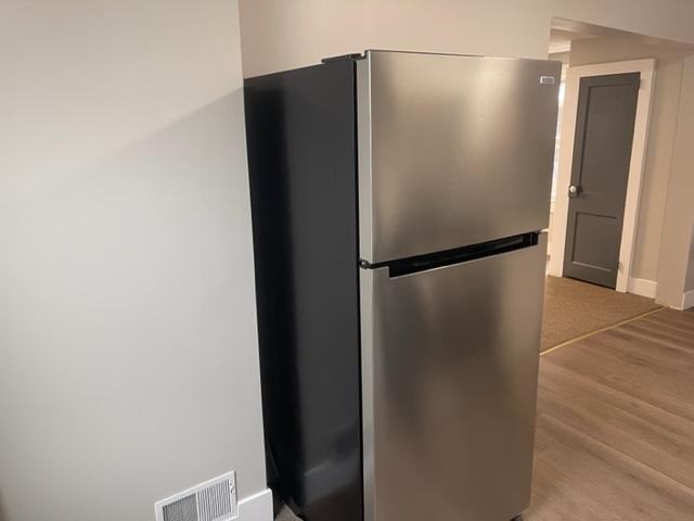 11 E Donegal St - Photo 3 of 14