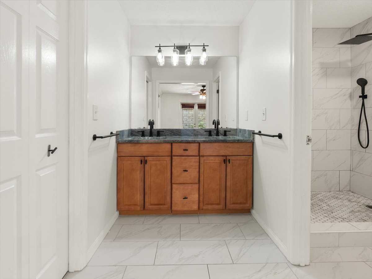 46 Saint Claire Ln Ne #46 - Photo 7 of 24