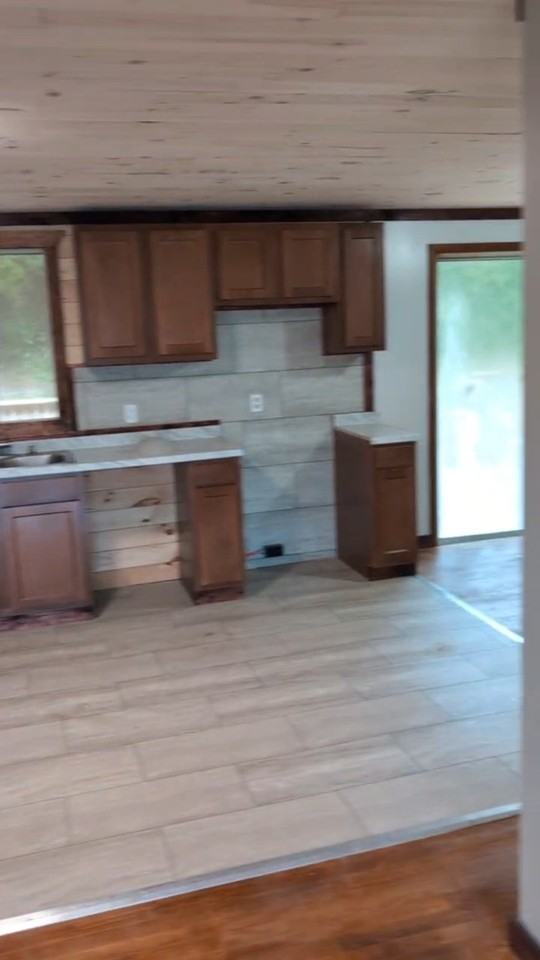 7893 Armstrong Rd - Photo 3 of 17