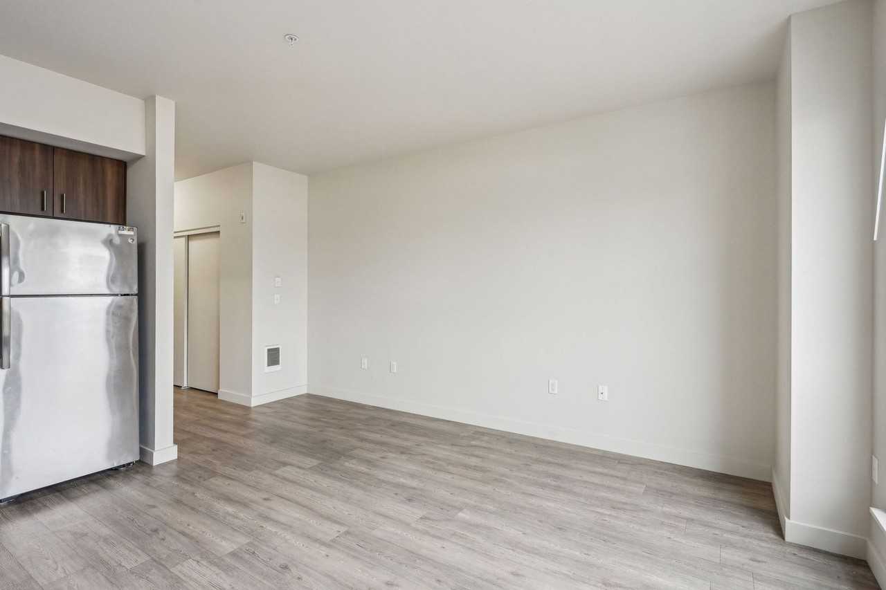 Garfield Station - Photo 4 of 50