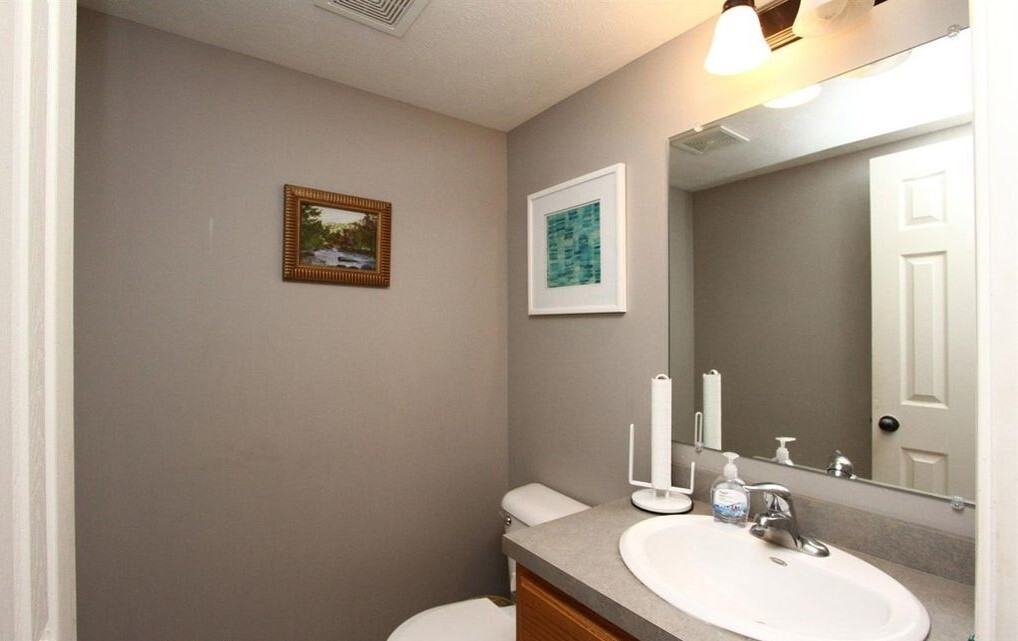 3555 T St - Photo 3 of 16