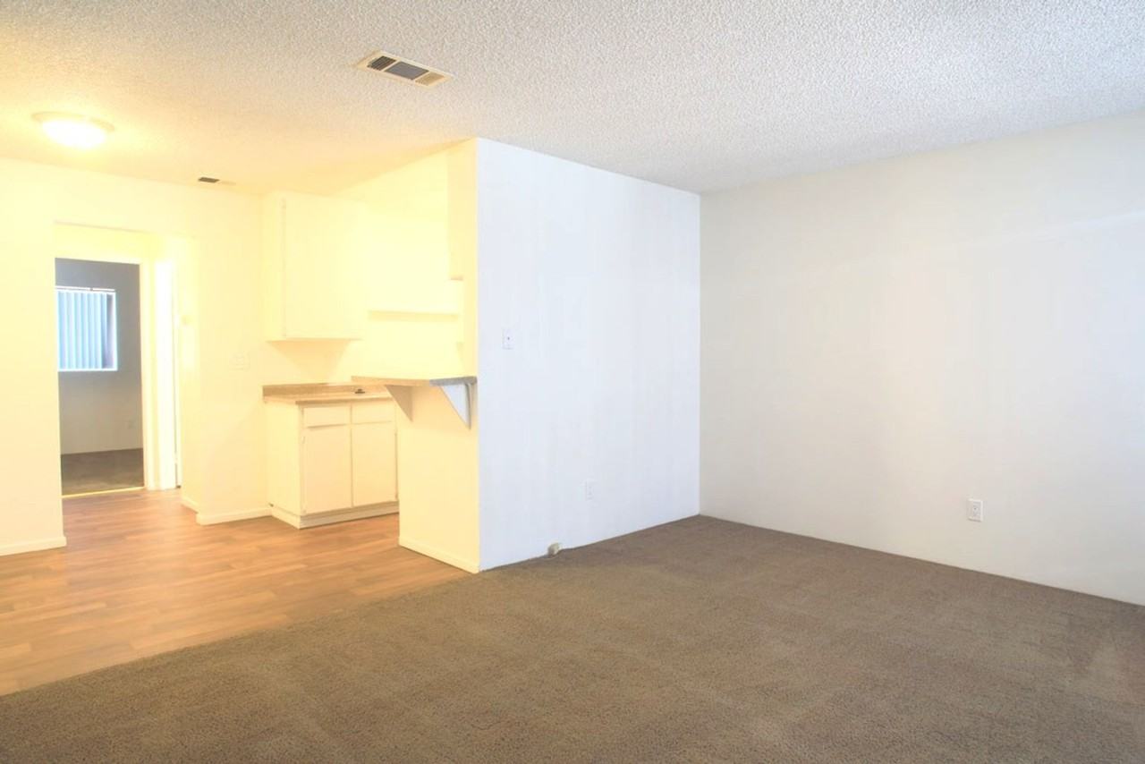 Kendall Brook Apartments - Photo 5 of 23