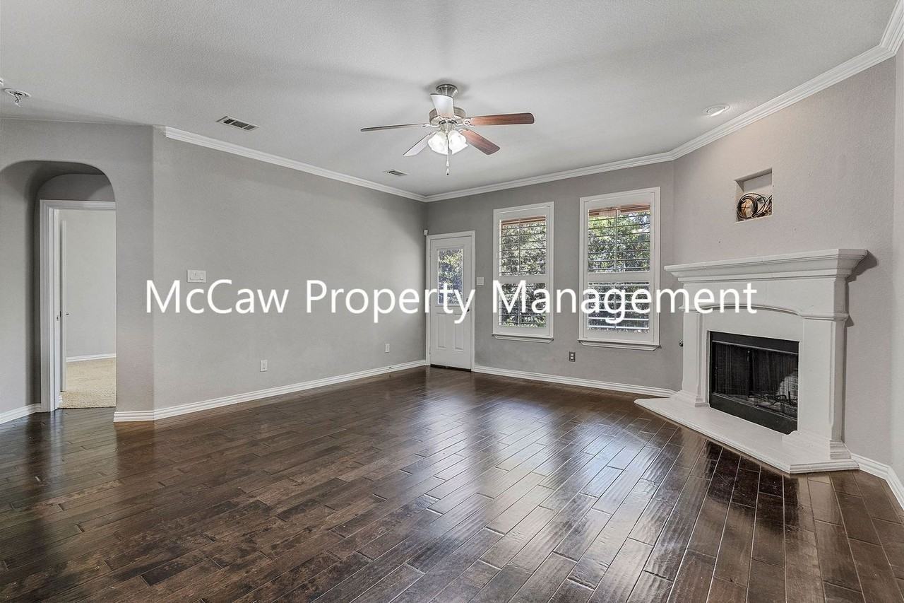 4437 Paula Ridge Ct - Photo 5 of 21