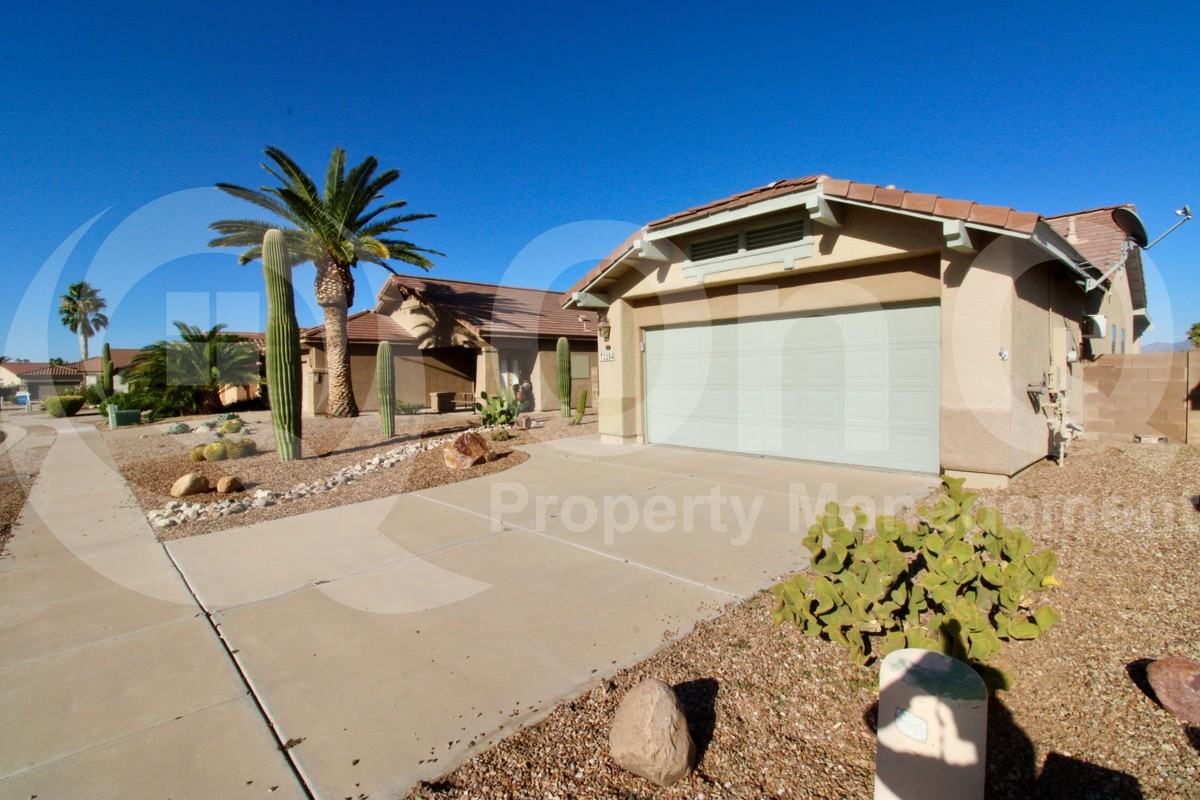 2284 N Avenida Del Petalo - Photo 2 of 21