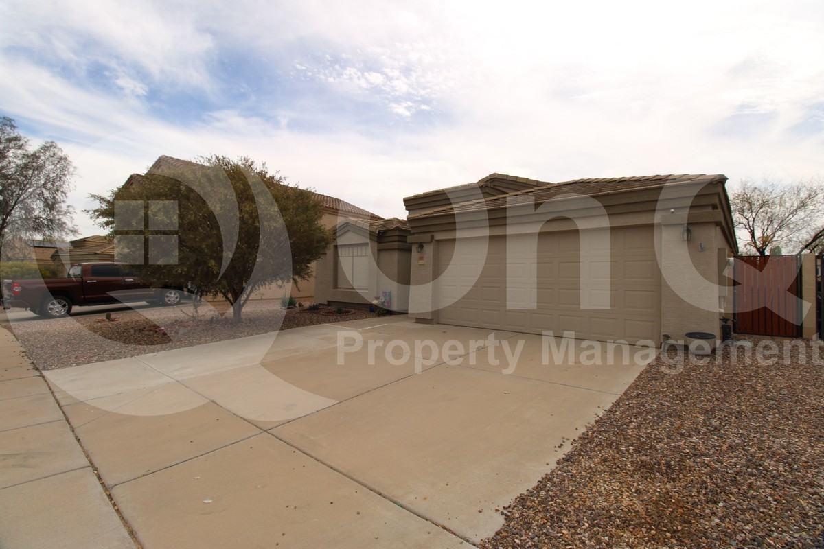 577 W Lucky Penny Pl - Photo 2 of 22