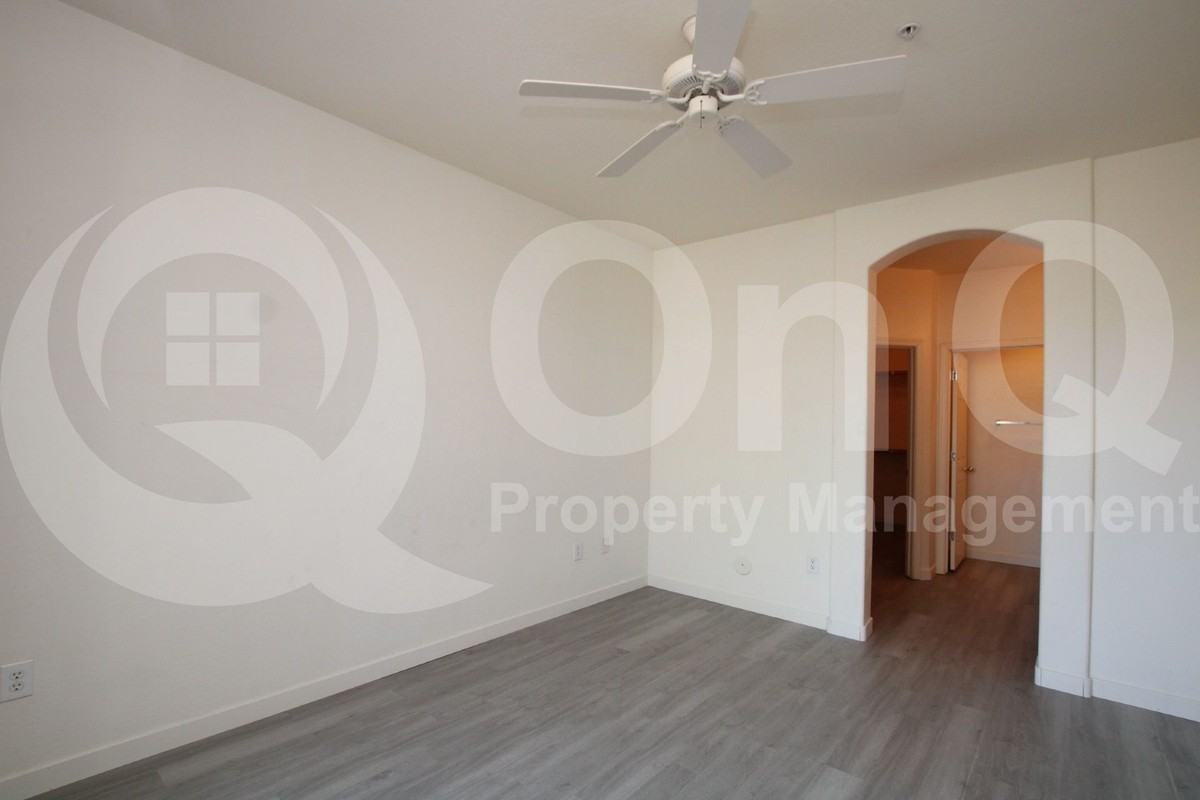 42424 N Gavilan Peak Pkwy #108 - Photo 7 of 19