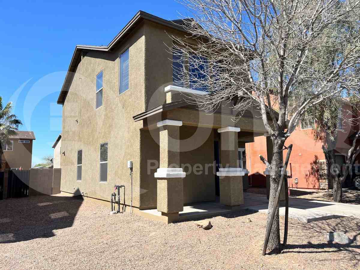 7016 S Blueeyes Dr - Photo 3 of 19