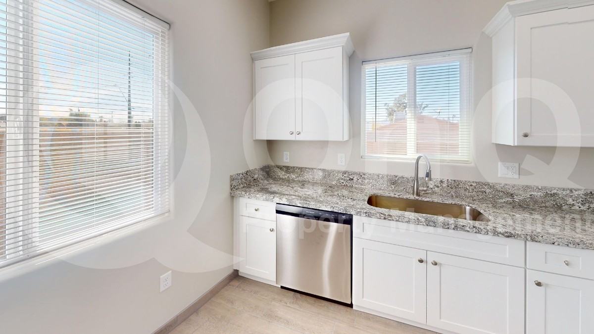 430 E Wilcox Ln #2 - Photo 3 of 13