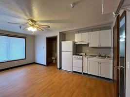 featured image of 491 Caswell Ave W