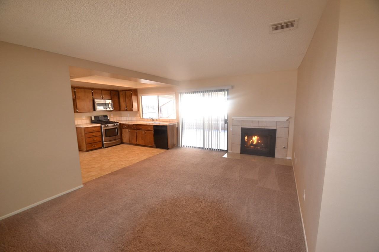 1804 Buckeye St - Photo 3 of 9