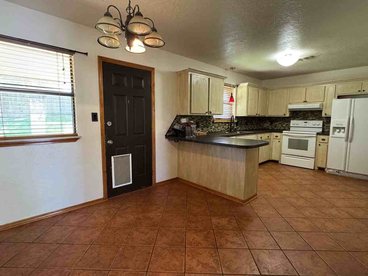 4823 Se Tattershall Way - Photo 5 of 12
